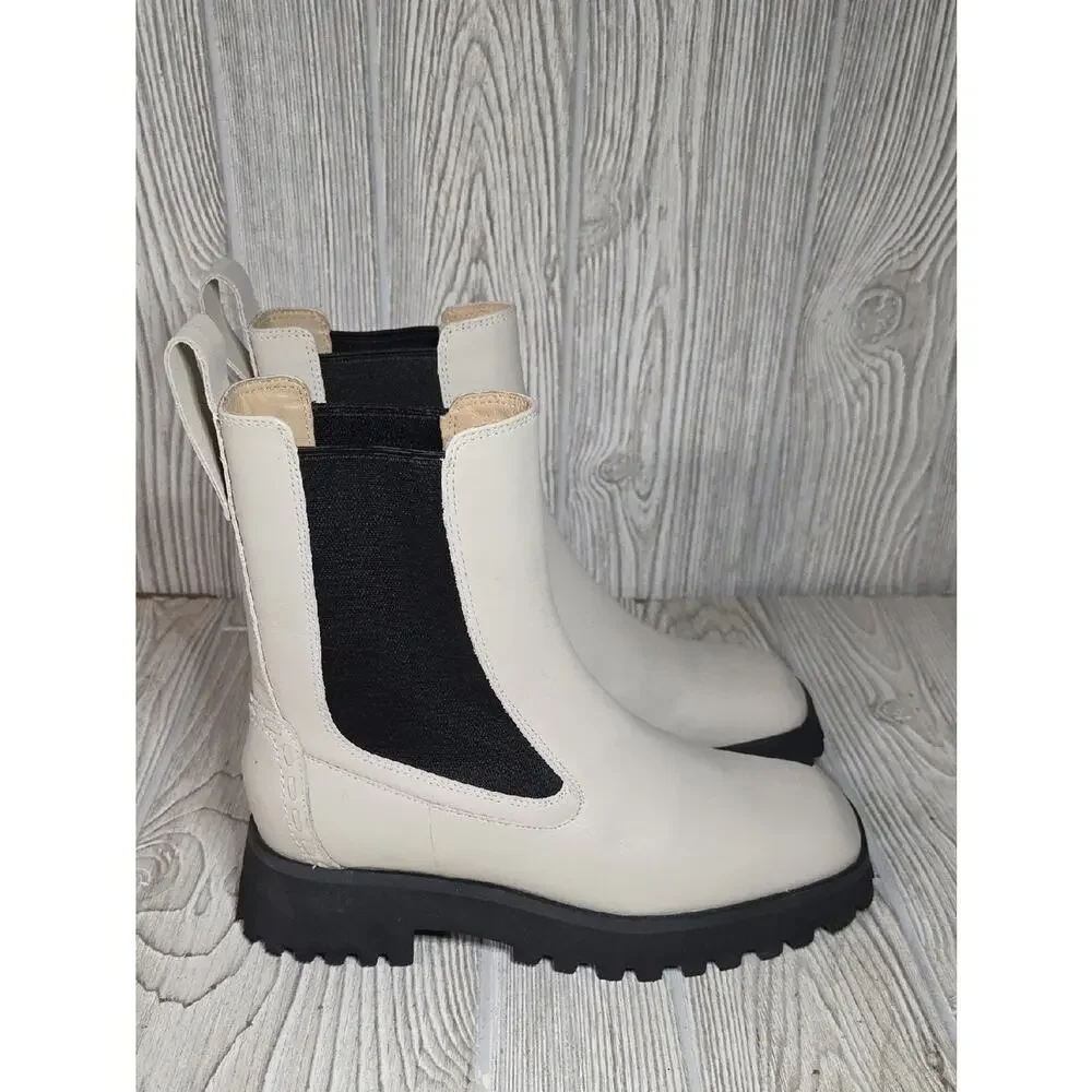 Clarks Stayso Rise Boots Ivory Leather Womens Size 7.5